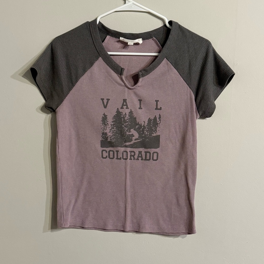 Vail Colorado Graphic Women's Top - Black and Purple